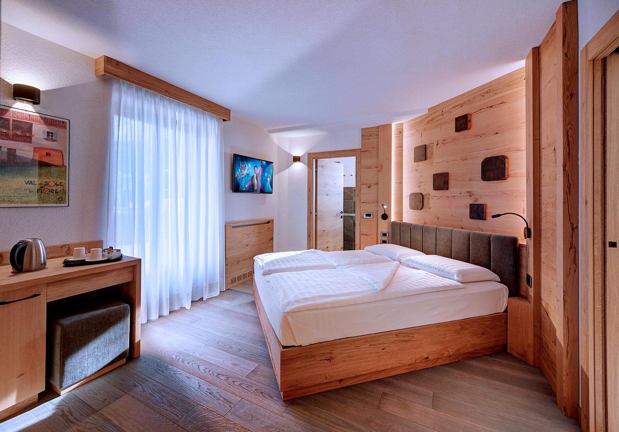 Hotel Madonna Delle Nevi Folgarida Eksteriør billede