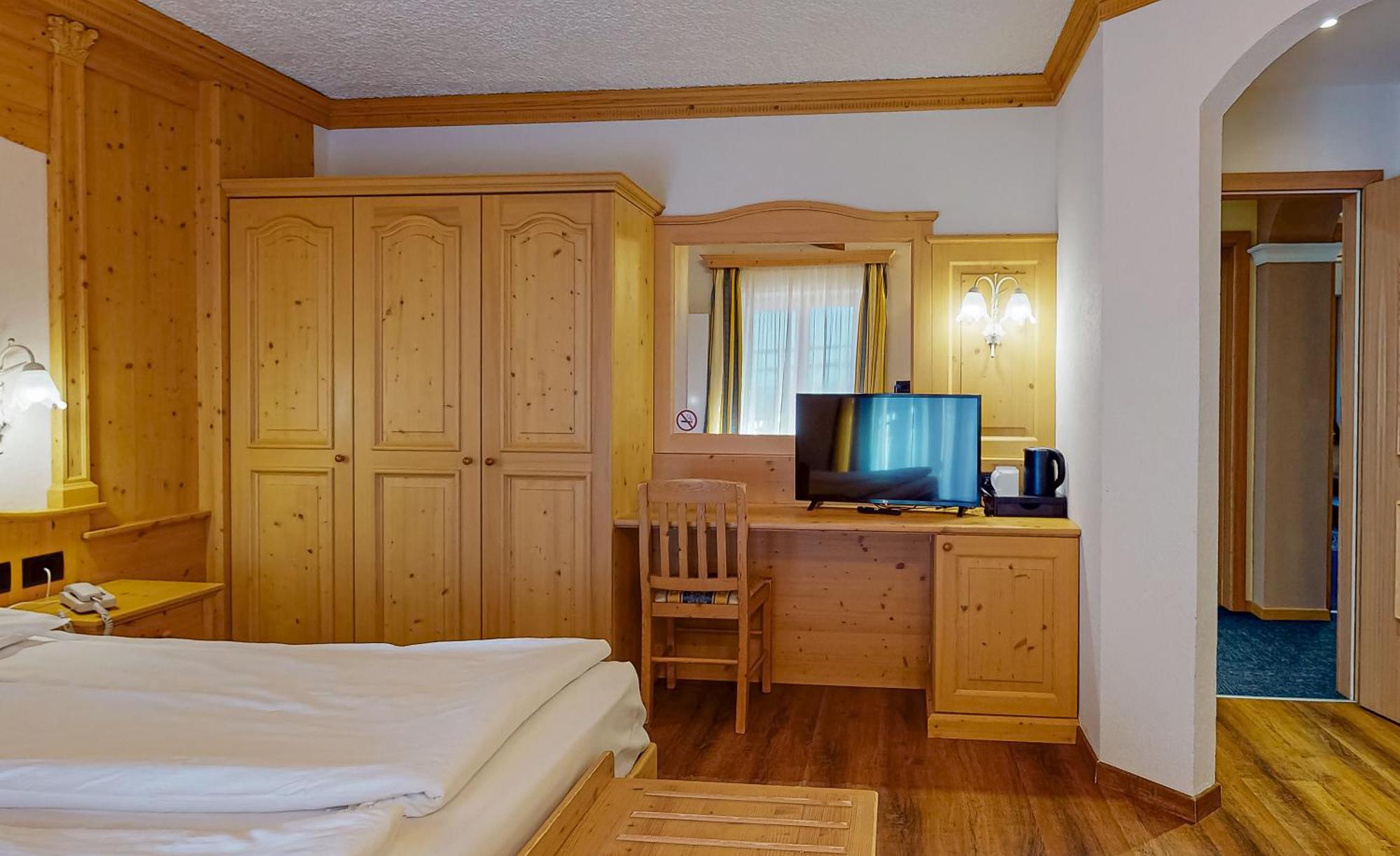 Hotel Madonna Delle Nevi Folgarida Eksteriør billede