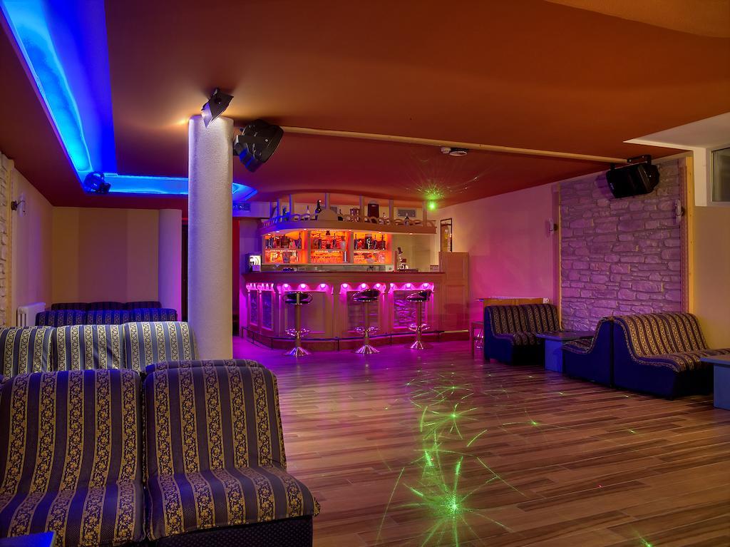 Hotel Madonna Delle Nevi Folgarida Eksteriør billede